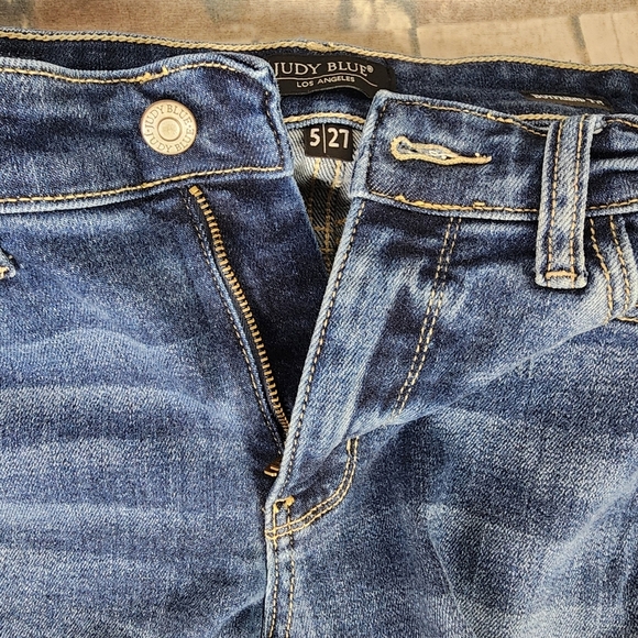 Judy Blue Jeans Boyfriend Fit Distressed Factory Fade Medium Blue Size 5/27 - Picture 8 of 15